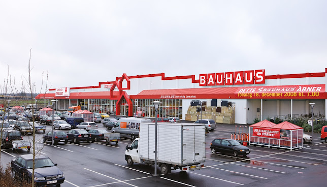 Bauhaus – Anmeldelser, Adresser & Åbningstider