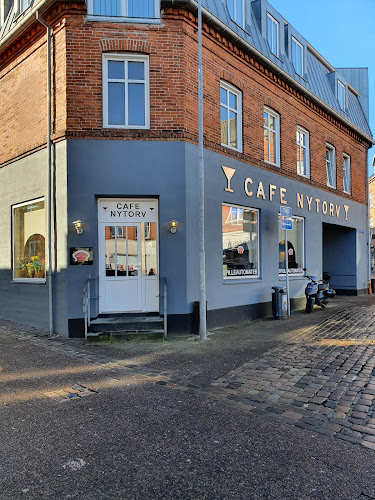 Café Nytorv v/ AnnaogNiels – Anmeldelser, Adresser & Åbningstider