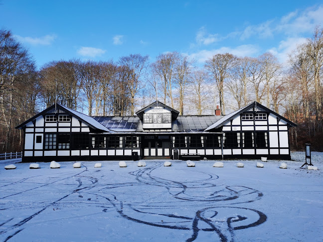 Fonden Kulturhuset Skovlyst – Anmeldelser, Adresser & Åbningstider