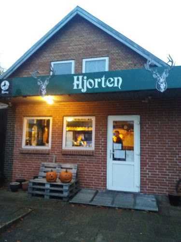 Hjorten – Anmeldelser, Adresser & Åbningstider