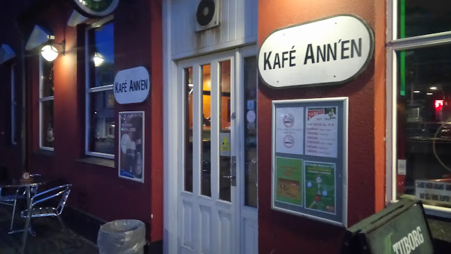 Kafé Ann'en v/Ann Busch – Anmeldelser, Adresser & Åbningstider