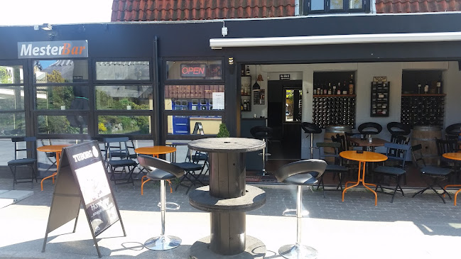 MesterBar – Anmeldelser, Adresser & Åbningstider