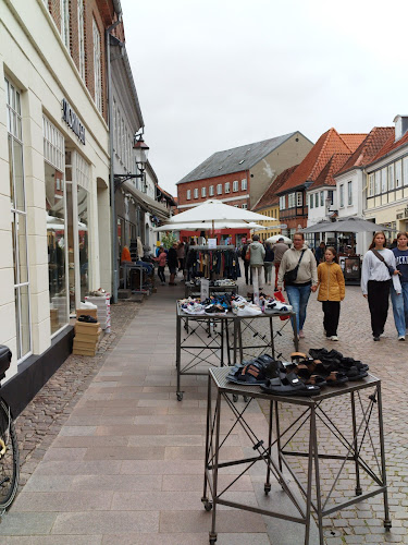 Stenbohus – Anmeldelser, Adresser & Åbningstider