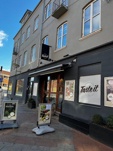 Taste It – Anmeldelser, Adresser & Åbningstider