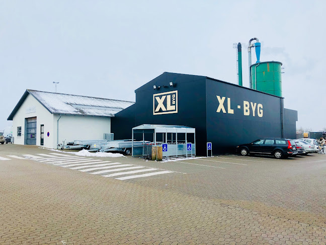 XL-BYG Vorup – Anmeldelser, Adresser & Åbningstider